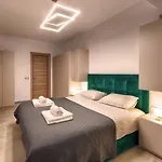 Apartment Sunway - Pool &