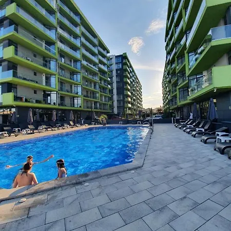 Sunway - Pool & Năvodari