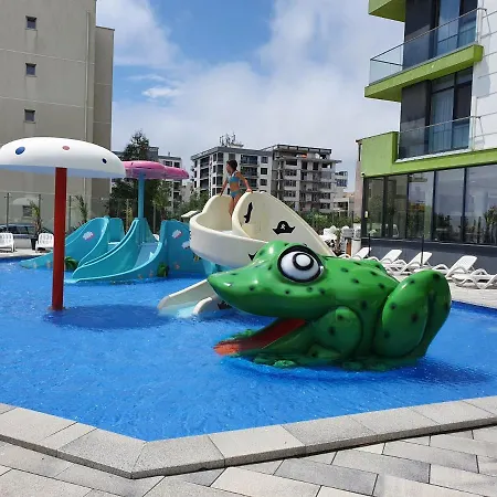 Sunway - Pool & Năvodari