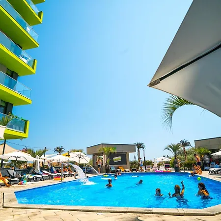Sunway - Pool & * Năvodari