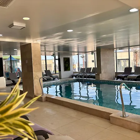 Sunway - Pool & Năvodari